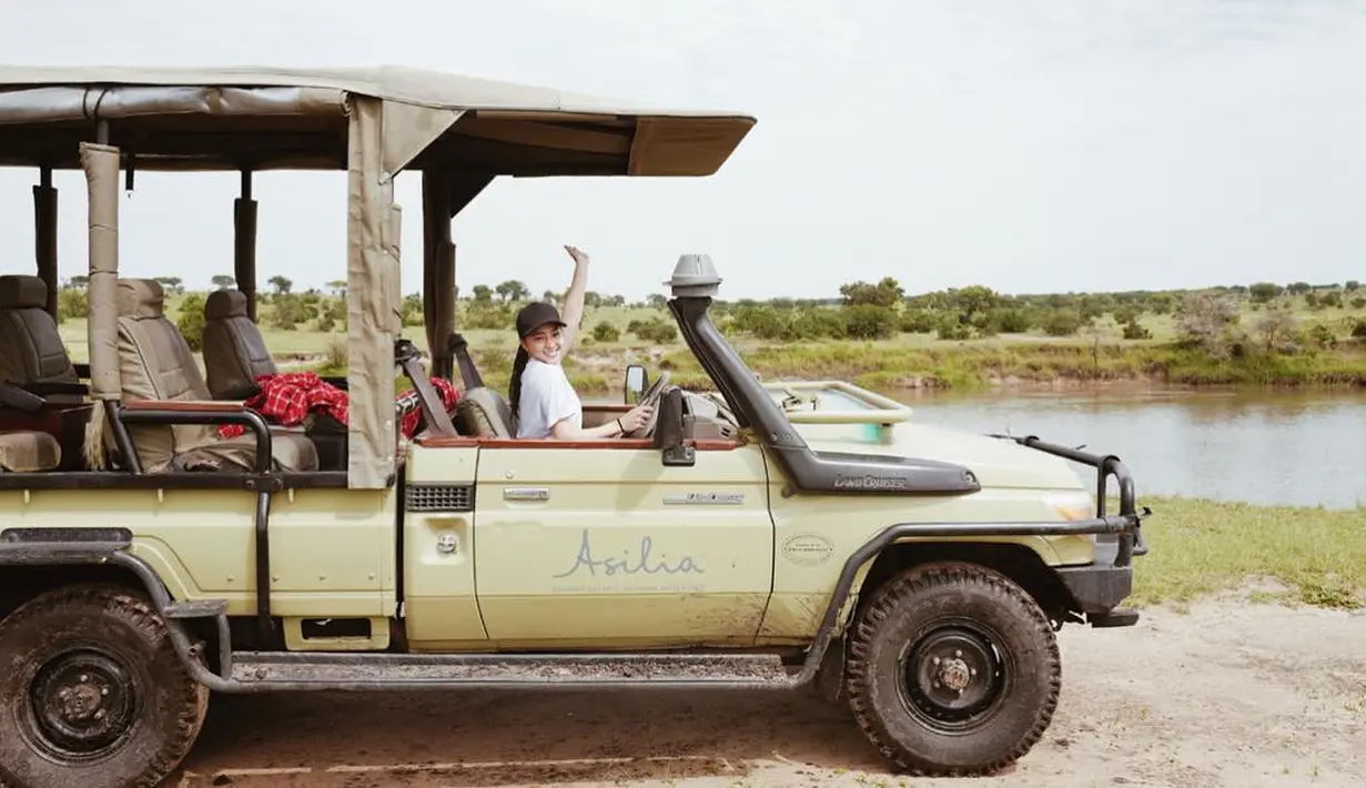 Keindahan alamnya masiih asli dan menjadi daya tarik tersendiri. Eksotisnya pemandangan alam Afrika bisa dijadikan alternatif bagi mereka yang ingin berlibur dengan suasana yang berbeda. (Foto: instagram.com/nikitawillyofficial94)