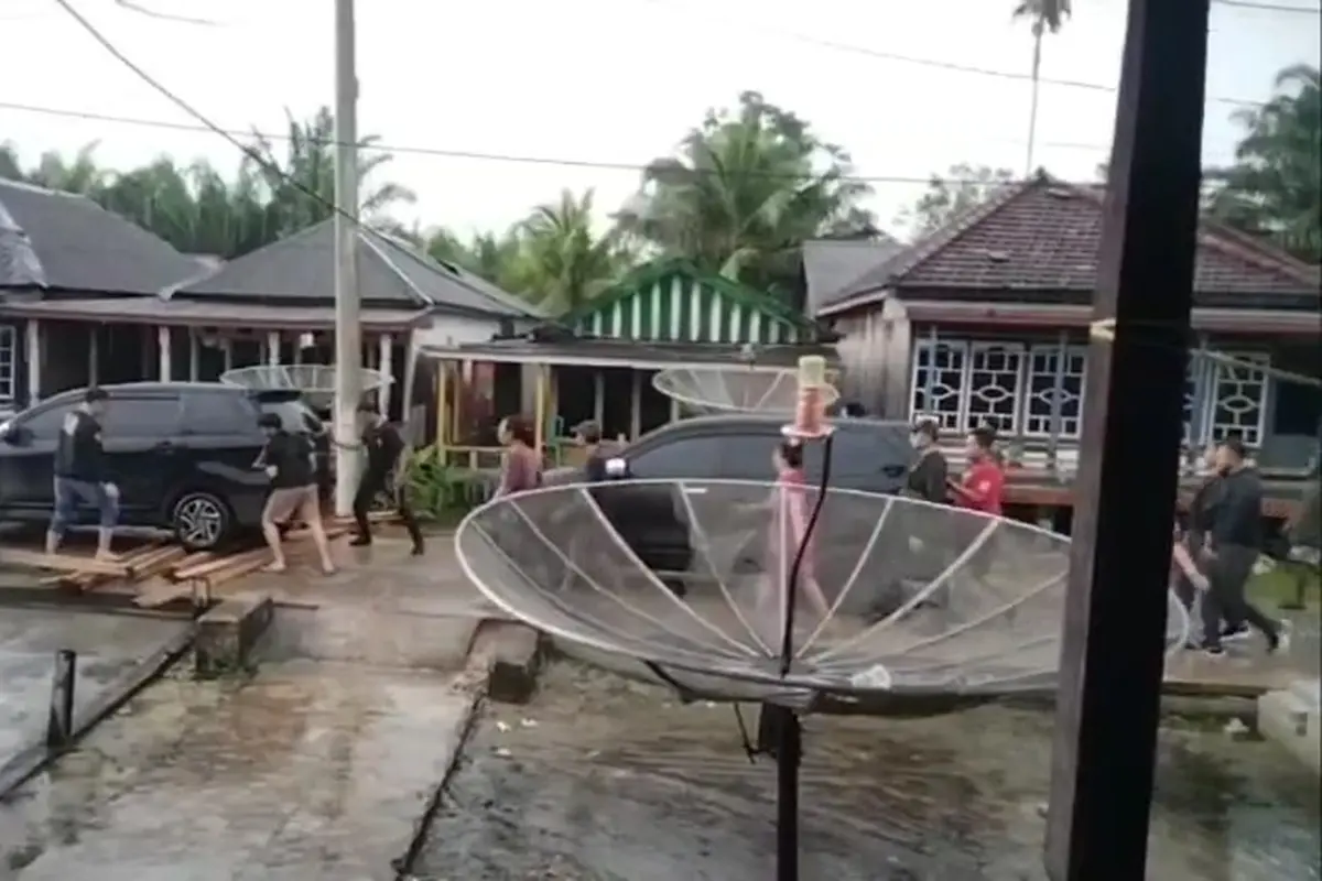 Polisi diserang warga saat tangkap bandar narkoba