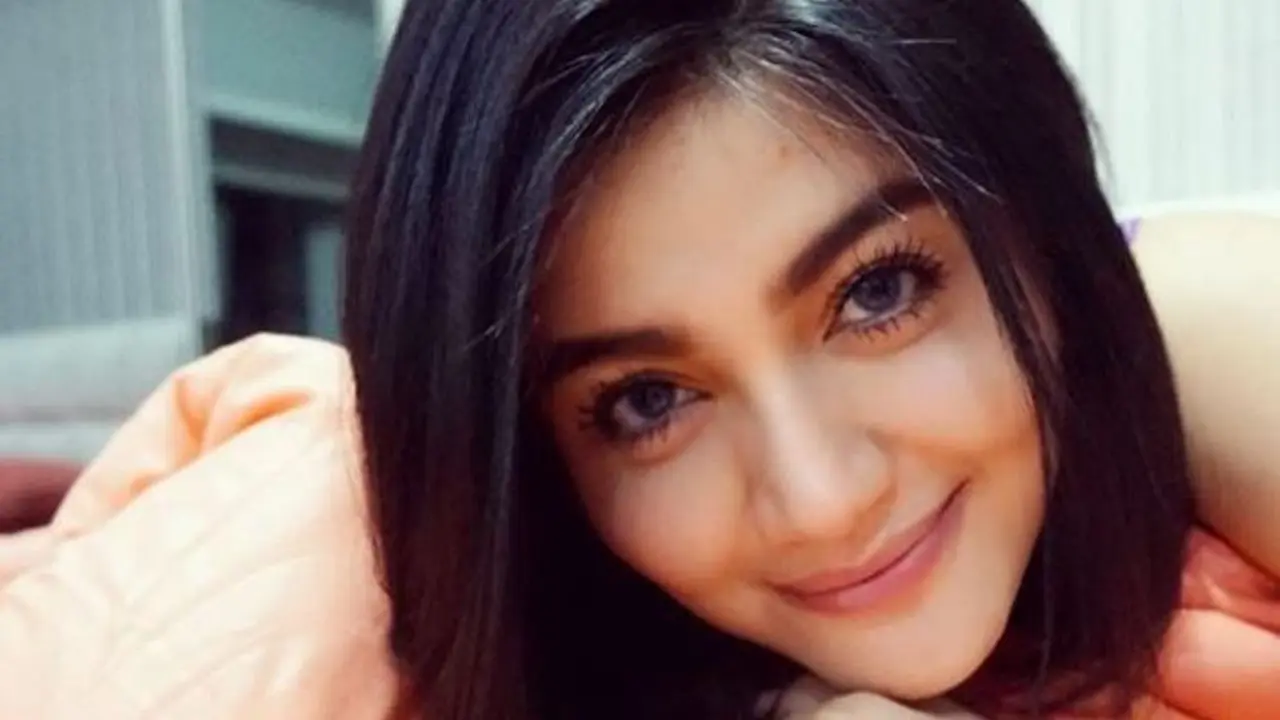 Hilda Vitria Khan