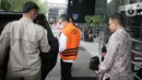 Semua saksi membenarkan bahwa memang di Bangkalan, sudah menjadi tradisi memberikan uang untuk naik jabatan. Istilah tradisi itu sudah menjadi rumor dikalangan pejabat. Meski begitu, tidak satu pun dari mereka tahu uang itu dikemanakan oleh Pak Nono sebagai peminta dan penagih. (Liputan6.com/Faizal Fanani)