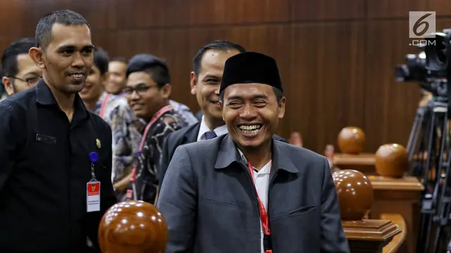 Ekspresi Saksi Anas Nashikin Saat Bersaksi di Sidang Sengketa Pilpres