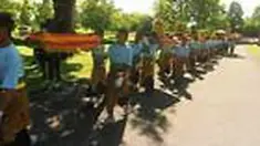 Ribuan umat Budha dan biksu memadati Candi Borobudur di Magelang untuk memperingati detik-detik Tri Suci Waisak 2554. 