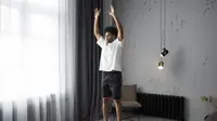 50 Lompatan Setelah Bangun Tidur Viral di TikTok, Hanya 1 Menit Tapi Efeknya Mengejutkan
