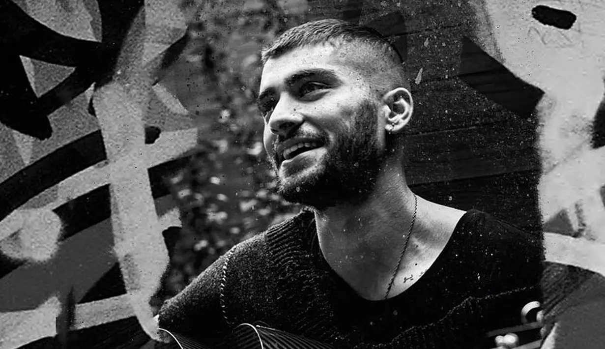 Zayn Malik sendiri kini tengah menulis banyak lirik dan sangat merindukan Gigi. Ia ingin Gigi Hadid kembali ke pelukannya. (instagram/zayn)