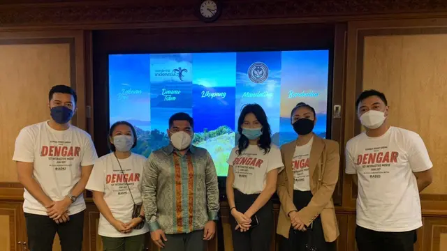 Kru dan pemain film Dengar