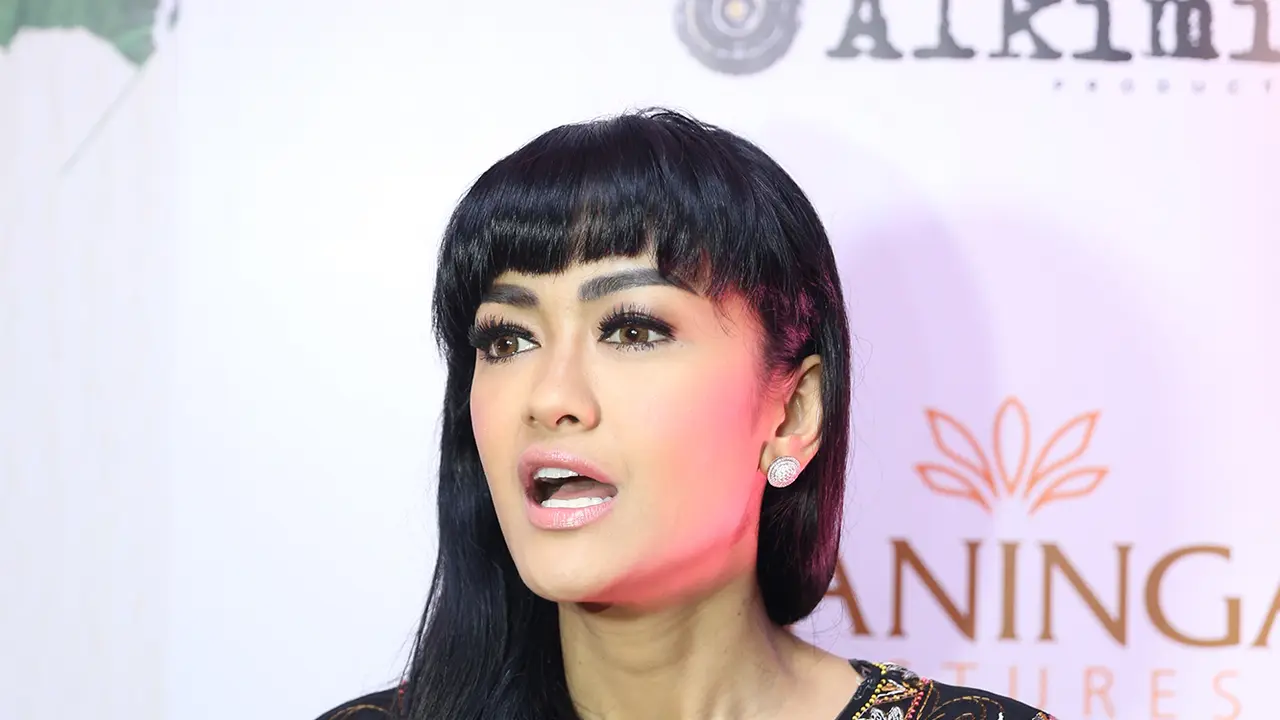 [Bintang] Julia Perez