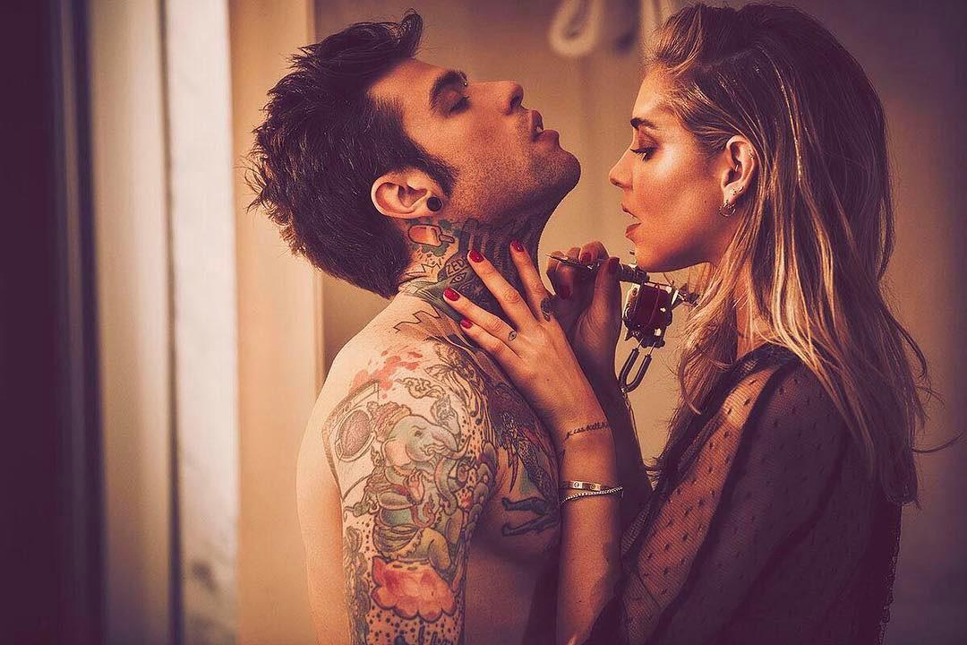 Blogger Terkenal Ini Berpose Telanjang Dengan Kekasihnya Untuk Sampul Majalah Fashion Fimela Com