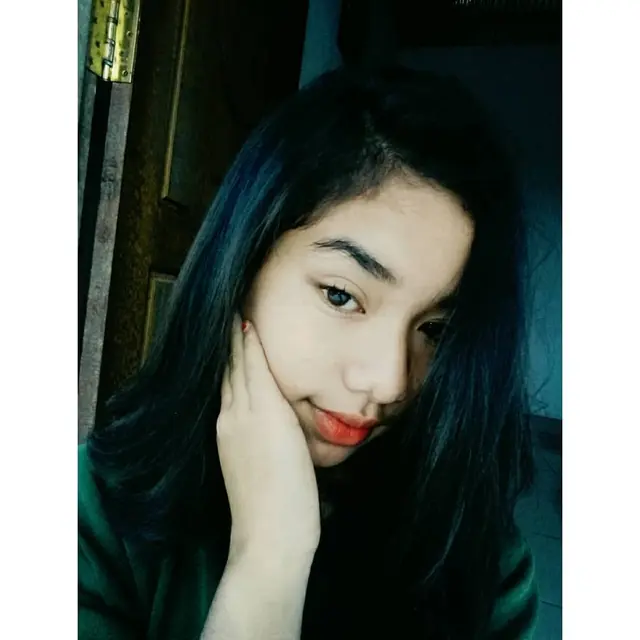 6 Potret Terbaru Chetryn Peto Kakak Betrand Peto, Cantik Bak Idol Korea