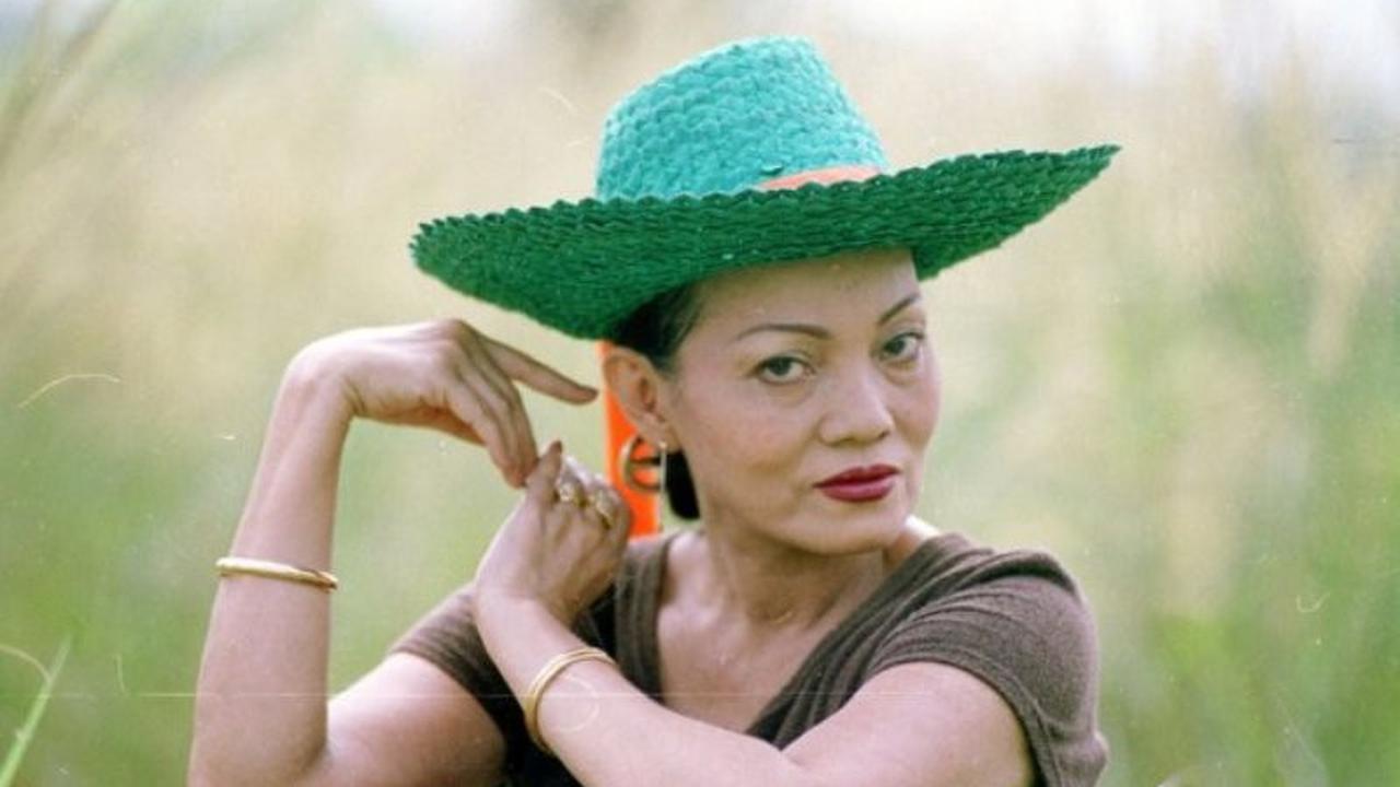 [Bintang] Titi Qadarsih