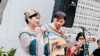 Lintang Vokalis More on Mumbles Produktif Menulis Lagu Berkat Keluarga, Besar di Lingkungan Musik