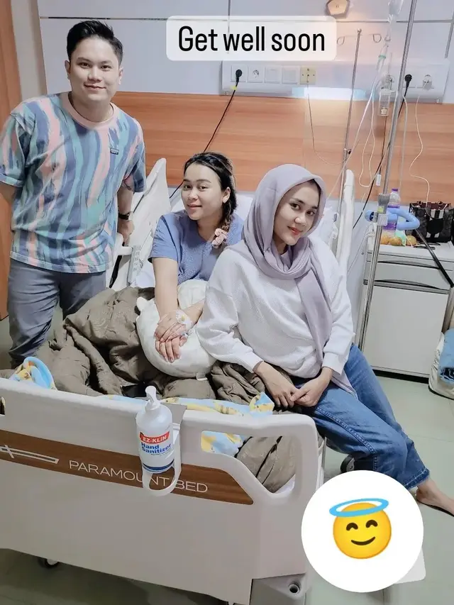 Ayu Ting Ting Terbaring Lemas Idap Tipes