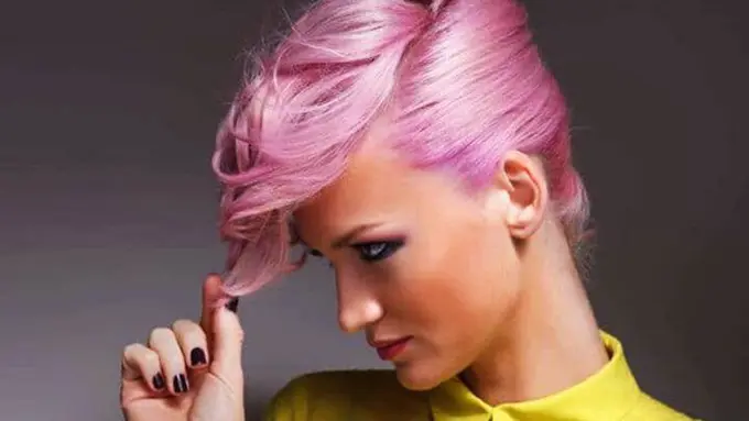 Copyright: (allthingshair)