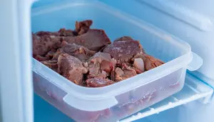 Cara Menyimpan Daging Sapi di Kulkas agar Awet, Segar, dan Bebas Bakteri