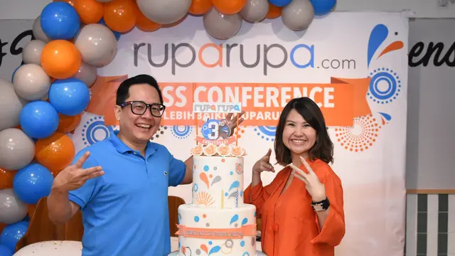 Teresa Wibowo mengenakan pakaian orange/dok. Ruparupa.com