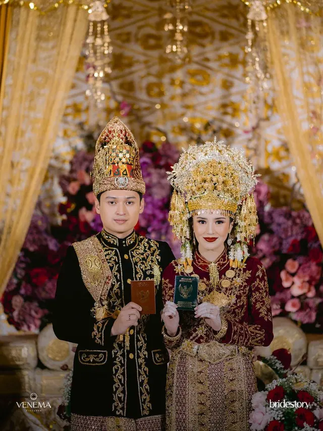 Pesona Beby Tsabina dalam Balutan Baju Pengantin Aceh Dara Baro, Lipstik Merah Jadi Sorotan