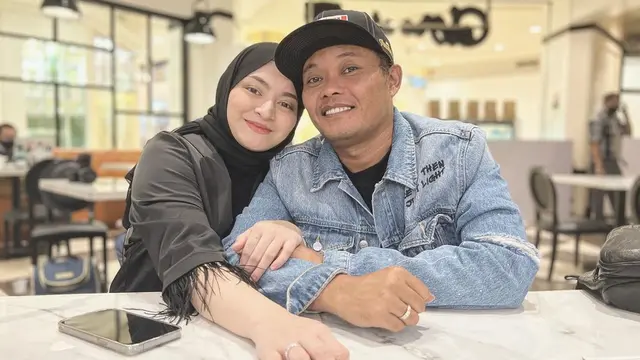 6 Potret Nathalie Holscher dan Sule dari Sebelum Nikah hingga Gugat Cerai