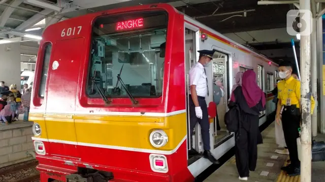 Siap-Siap Penyesuaian Tarif Baru KRL Jabodetabek Tahun Depan