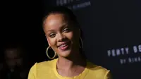 5 Fakta Menarik Fenty Beauty, Lini Kosmetik Rihanna 