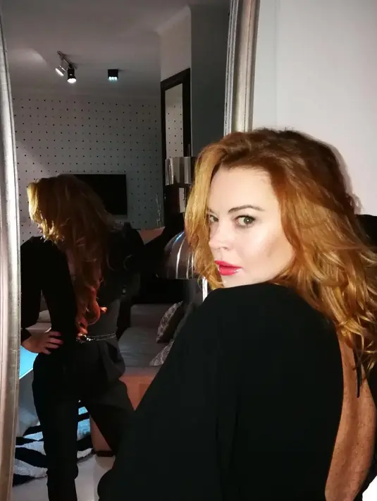 "Aku ingin miliki dua atau empat anak. Namun aku masih belum punya rencana untuk miliki keluarga sendiri," tambah Lindsay. (instagram/lindsaylohan)