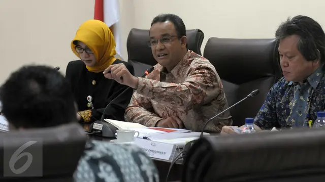 20160504-Mendikbud Anies Baswedan Terima Laporan Kecurangan UN SMA-Jakarta
