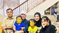 Momen Puput bertemu keluarga Haji Faisal, tuai pujian. (Sumber: Instagram/puput100ly_)