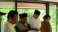 VIDEO: Anies Baswedan Ziarah ke Makam Bung Hatta 