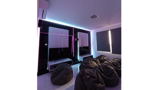 Potret Game Center Milik Arafah Rianti