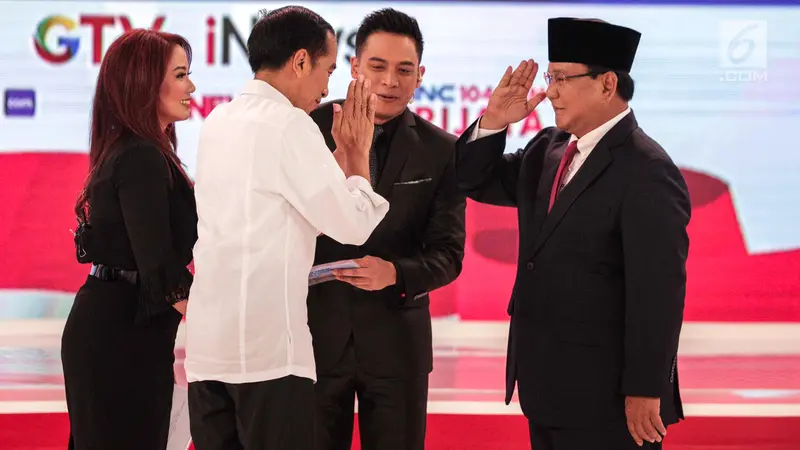 Keakraban Jokowi dan Prabowo Usai Debat Kedua Pilpres