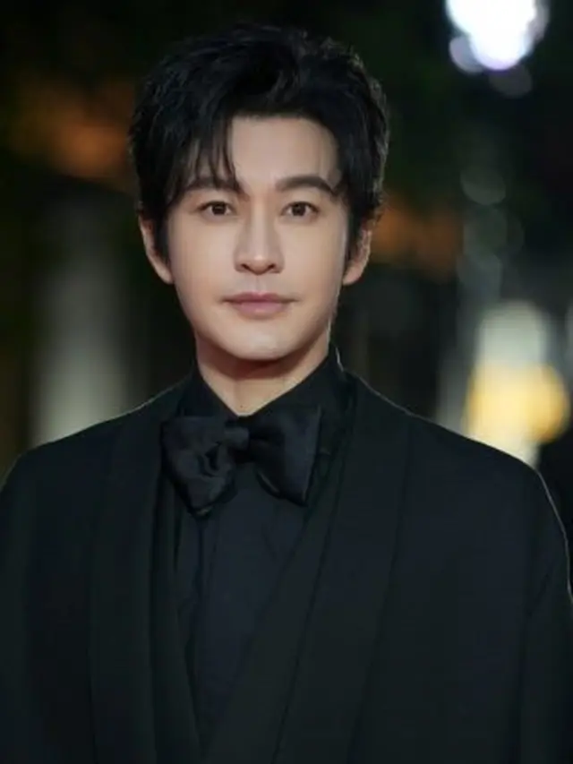 Huang Xiaoming
