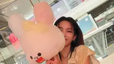 Soyeon (G)I-dle di Jakarta . (Foto: Instagram/ tiny.pretty.j)