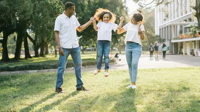 Benarkah Positive Parenting Sulit Diterapkan pada Anak yang Sulit Diatur?