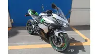 Kawasaki Ninja e-1.