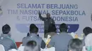 Ketua PSSI, Edy Rahmayadi, memberi sambutan saat acara pelepasan Timnas Indonesia U-22 di Makostrad, Jakarta, Kamis (10/8/2017). PSSI resmi melepas para atlet untuk berlaga di Sea Games 2017 Malaysia. (Bola.com/M Iqbal Ichsan)