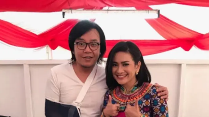 [Bintang] Seperti Ari Lasso, Ikke Nurjanah Juga Nyanyi di Istana Hari Ini