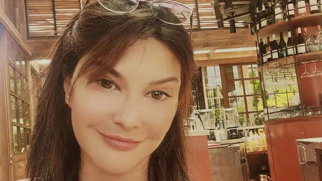 Tamara Bleszynski buktikan kecantikannya tak luntur. (credit:instagram.com/tamarableszynskiofficial)