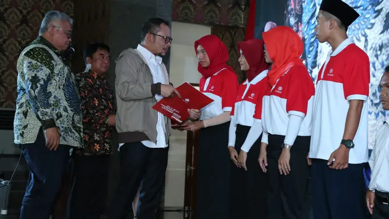 Hanif Dhakiri dan Siswa BLK Semarang