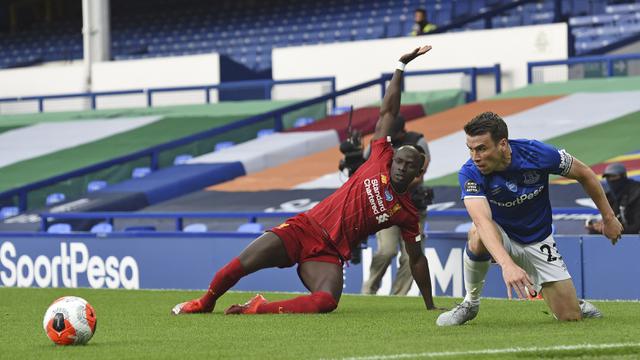 FOTO: Skor Kacamata Akhiri Duel Everton Vs Liverpool