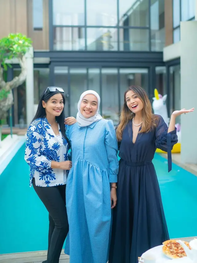 Acha Septriasa, Tika Bravani dan Titi Kamal Reuni (Foto: Instagram/@titi_kamall)