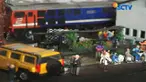 Suasana arus mudik lebaran. Demikianlah yang tergambar dalam diorama bernuansa staisun kereta api ini.