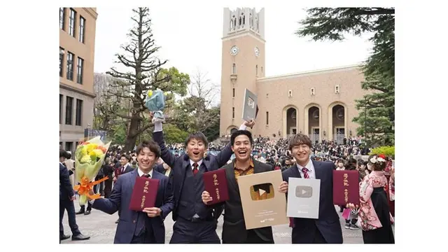 7 Momen Wisuda Jerome Polin, Resmi Lulus dari Waseda University