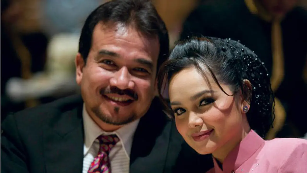 8 tahun Menikah, Siti Nurhaliza Masih Dimabuk Asmara