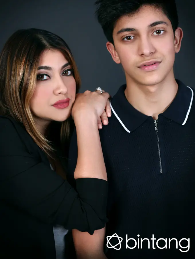 [Bintang] Eksklusif Sarah Azhari