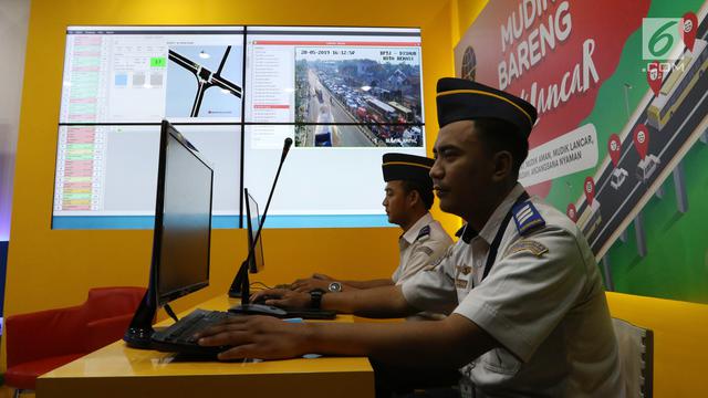 Mengintip Posko Pemantau Jalur Mudik Kemenhub