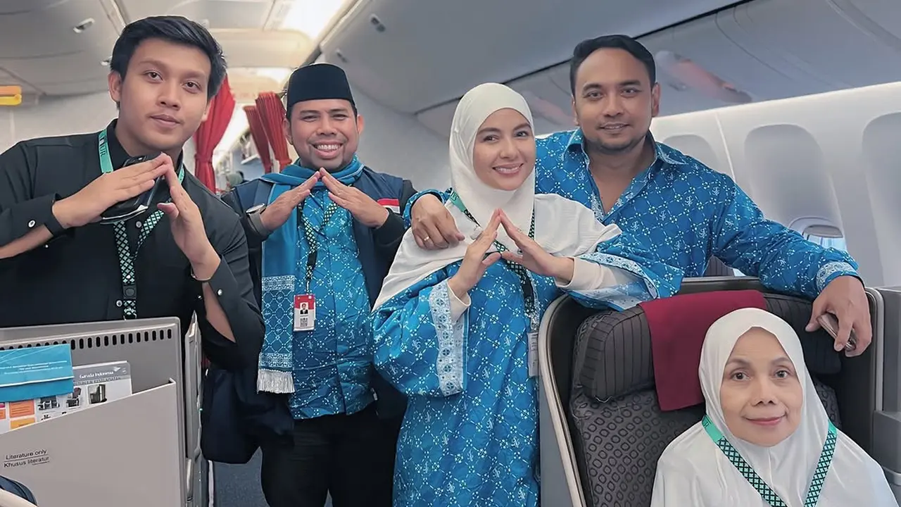 Meisya Siregar dan Bebi Romeo Ajak Keluarga Umroh Bersama, Momen Spiritual yang Indah