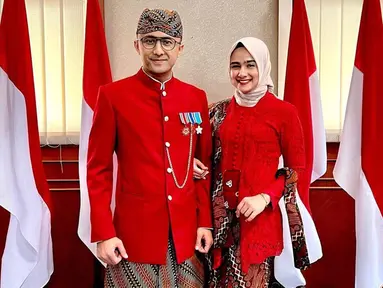 Hengky Kurniawan dan Sonya Fatmala kini lebih disibukkan dengan tugas di pemerintahan Kabupaten Bandung Barat. Pasangan yang menikah pada 2015 ini pun sering kali terlihat kompak bersama saat menjalani tugas. (Liputan6.com/IG/@hengkykurniawan)