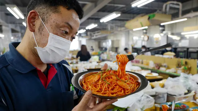 Sampel Makanan Plastik