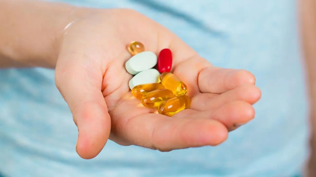 Awas, Jangan Asal Berbagi Obat Meski Penyakit Sama