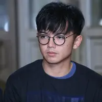 "Kalo syuting acara masak juga kadang-kadang di rumah kadang di luar tapi cuma sebentar. Jadi masih punya banyak waktu buat keluarga terutama buat anak. Fokusku buat anak," tandasnya. (Adrian Putra/Bintang.com)