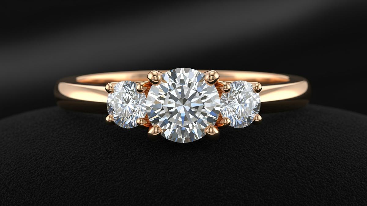 Elegan di Usia Matang, 7 Model Cincin Emas Berlian untuk Ibu 45 Tahun