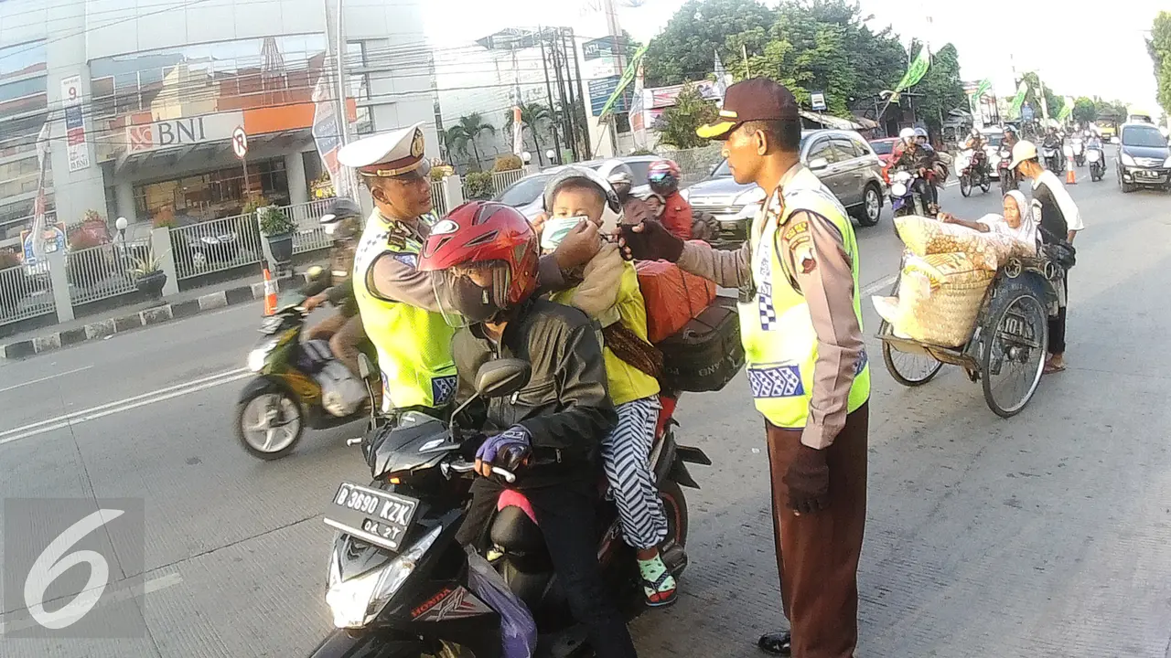 20160710- Polisi Cek Keamanan Arus Balik di Tegal- Herman Zakharia